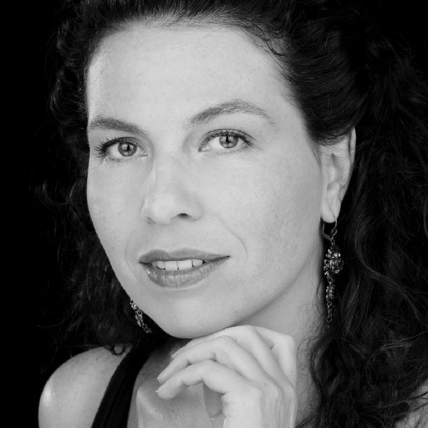 אירית שטרק (זמרת סופרן)